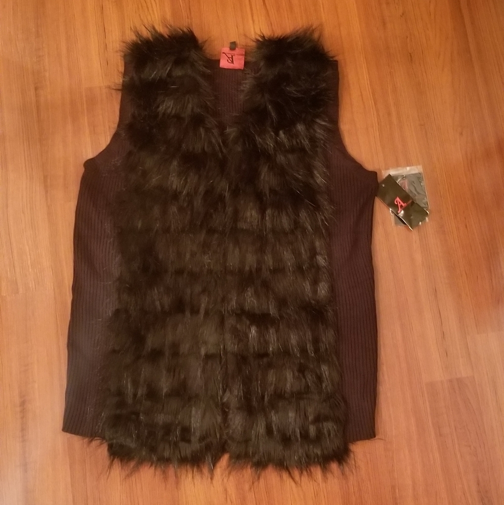 Beautiful Faux Fur Black Vest